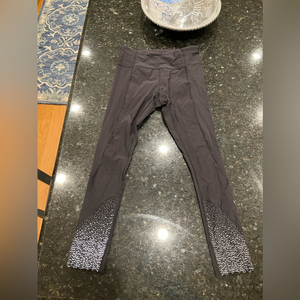 Lululemon Tight Stuff Tights Leggings with Reflective Dots